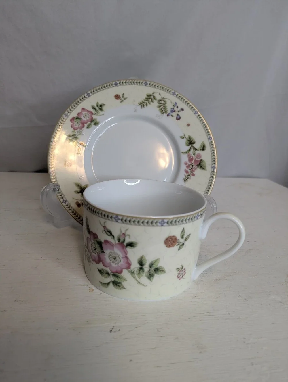 Wedgwood Fleur Flat Cup And Saucer Flowers Fruit Vintage 1997
